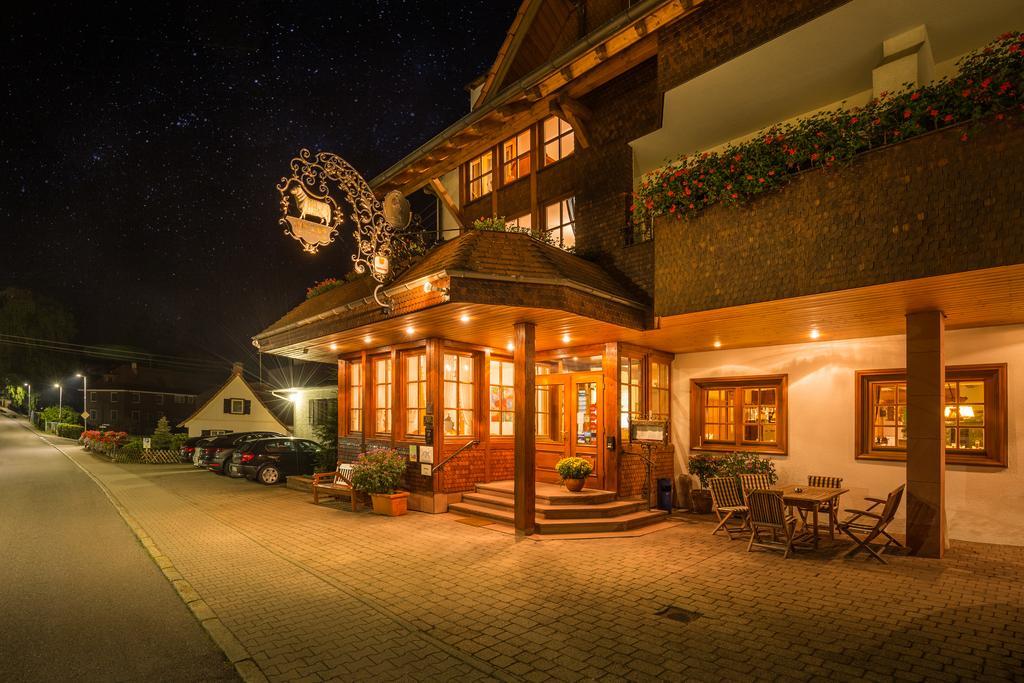 伊洛特克拉姆餐厅酒店 巴特黑雷纳尔布 外观 照片